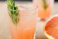 Crafting the Perfect Rosemary Greyhound Cocktail