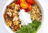 One-Pan Keto Shawarma Chicken Bowls