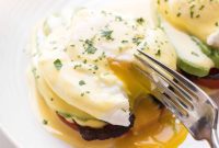 Muffinless Keto Eggs Benedict Whole30 Dairy Free