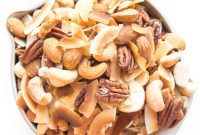 Whole30 Keto Coconut Crunch Mix