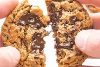 Low-Carb Chocolate Chip Cookie Delight