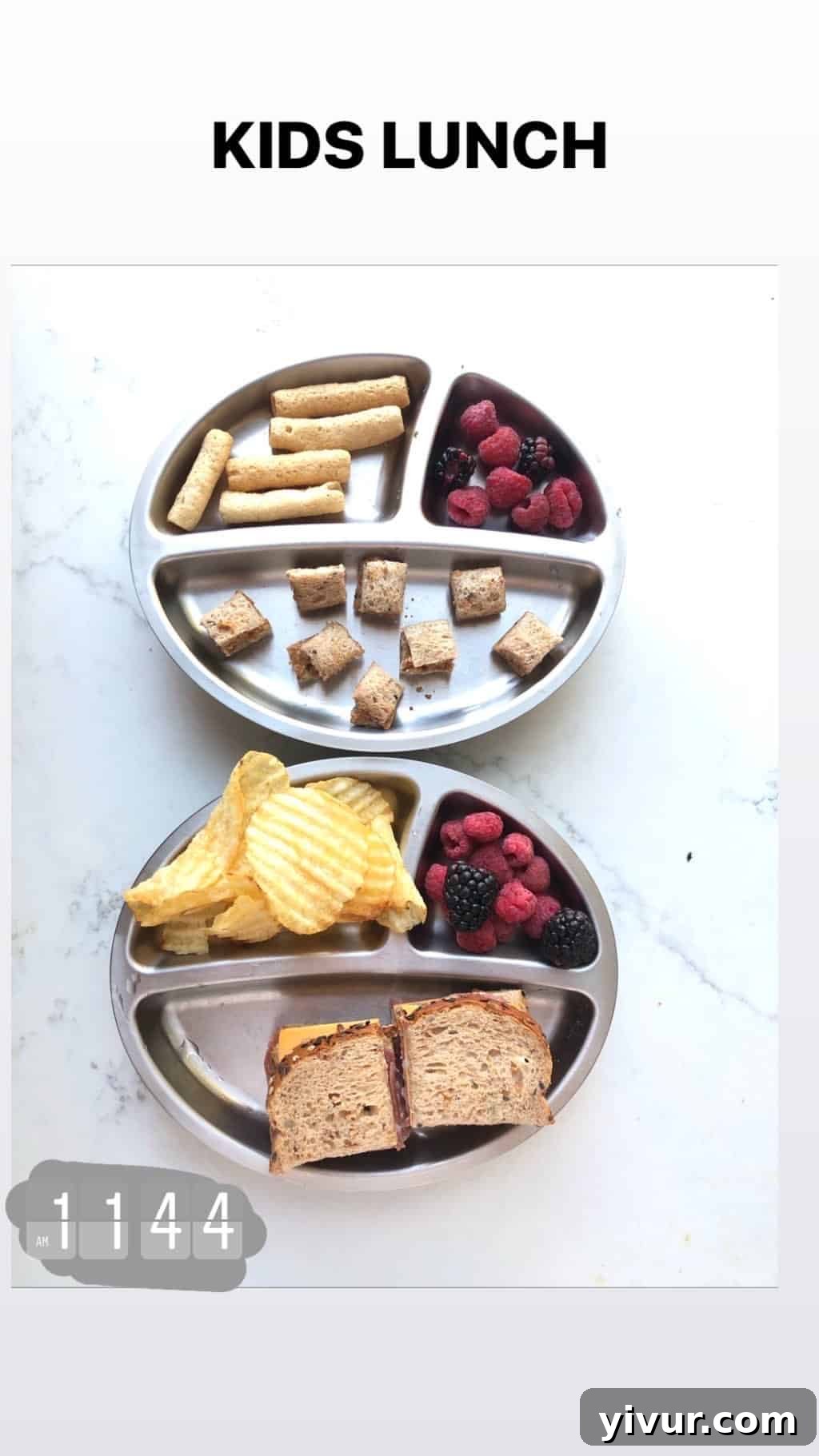 Snack for on-the-go: clementine oranges and almond oil chips