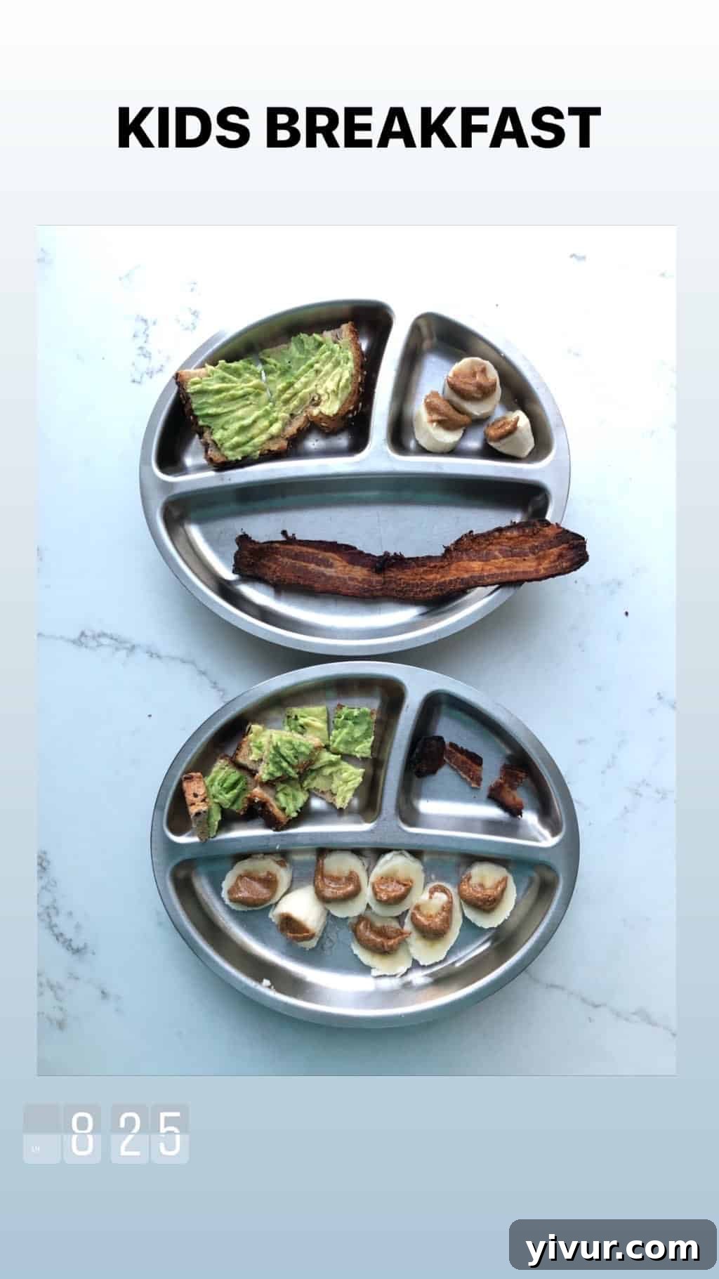 Nutritious snack: a small handful of cashews and dried cranberries