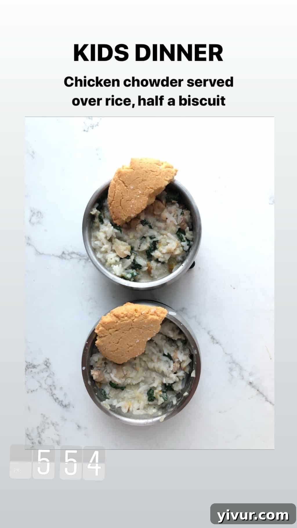 Healthy dinner idea: lean pork chops with baked apples and broccoli florets