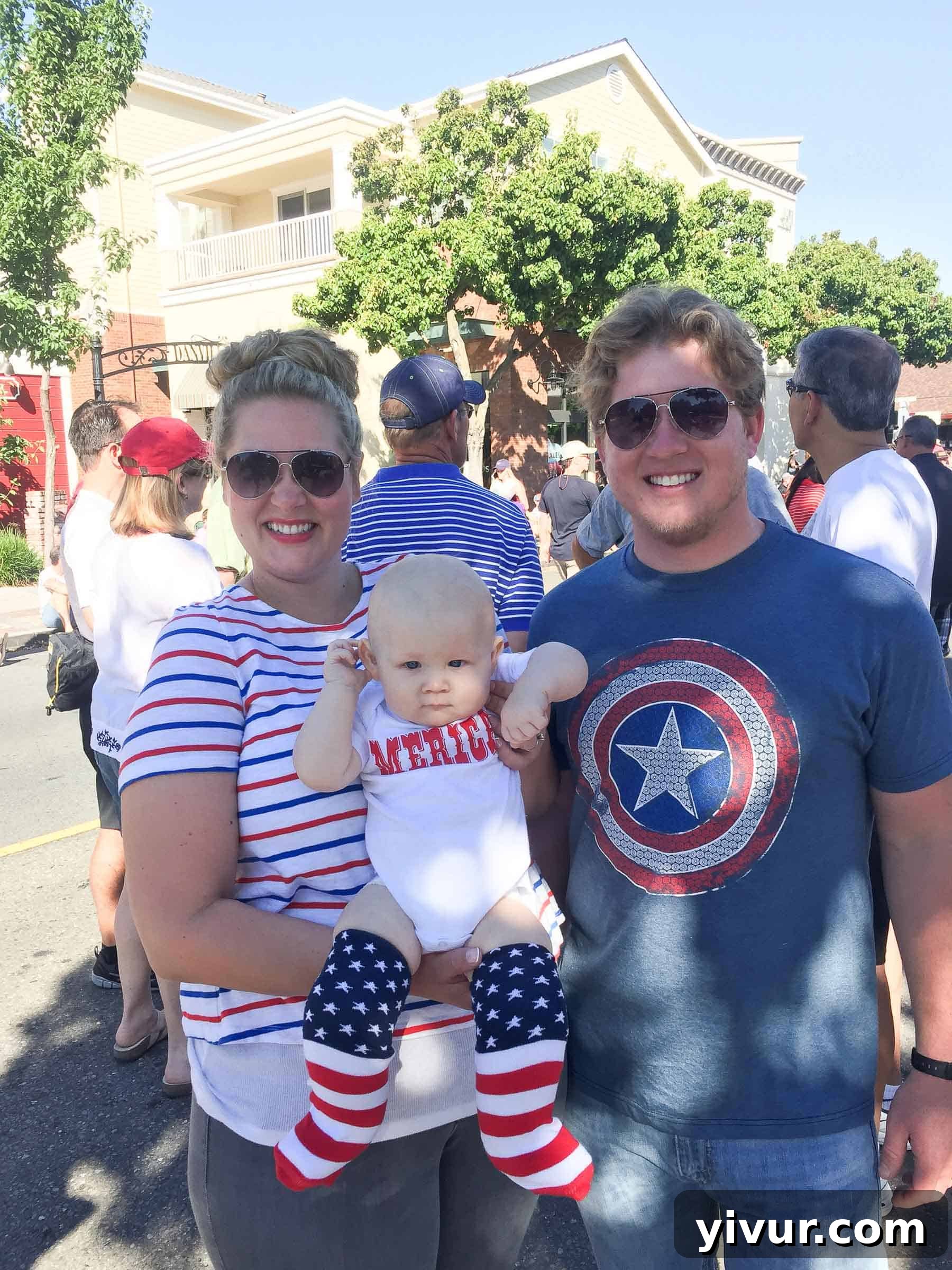 4 Yaşındaki Evladım Neden Alçıda ve Tekerlekli Sandalyede 13 Josh celebrating his first 4th of July, with his full leg casts cleverly covered by leg warmers during a very hot summer. His enduring spirit made any challenge manageable.