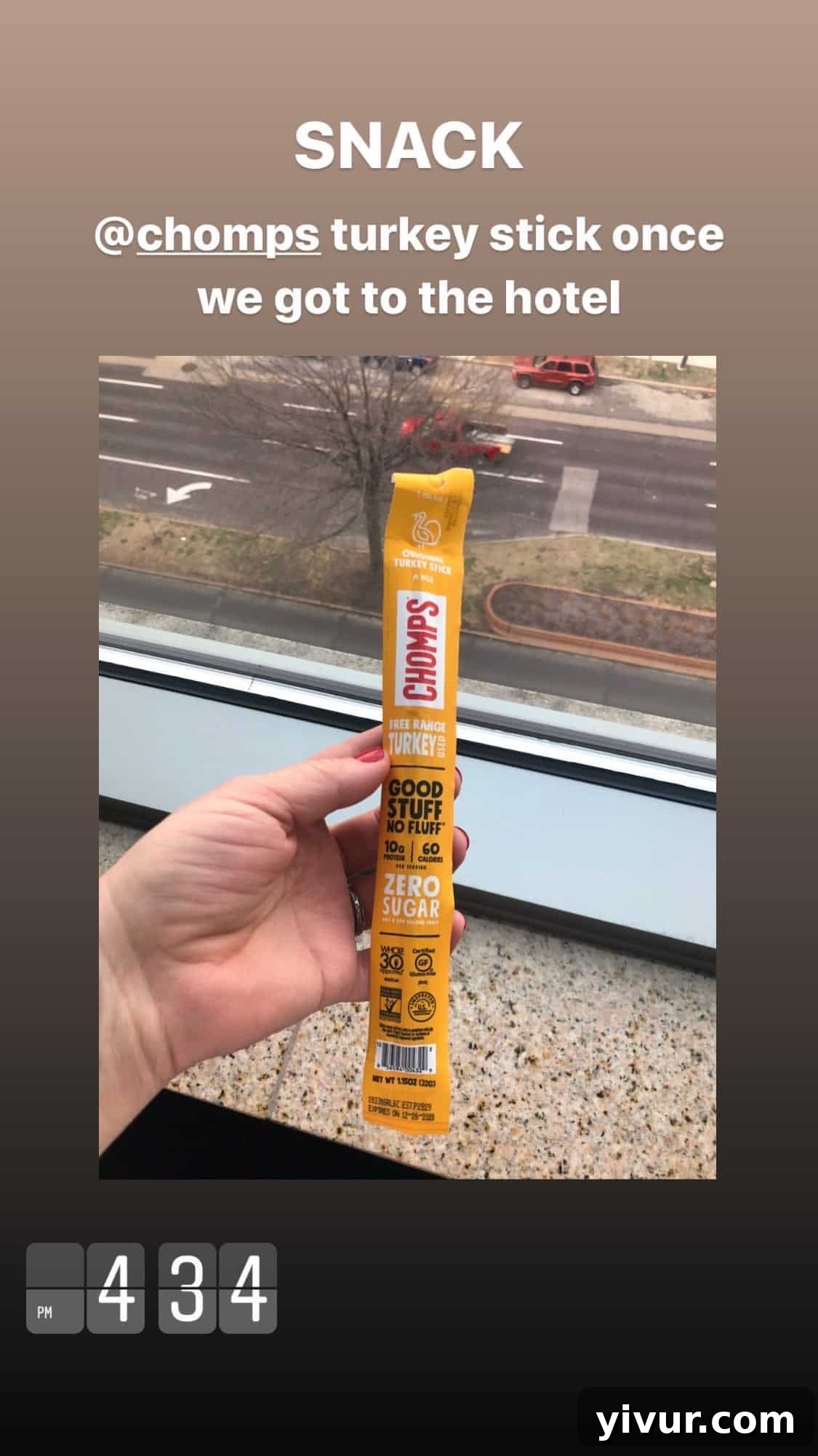 Chomps turkey stick - a lean protein snack for keto and Whole30