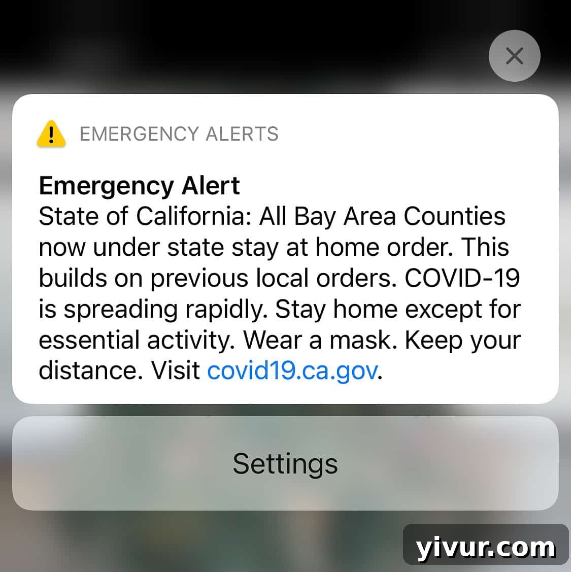 Emergency alert notification on a phone screen