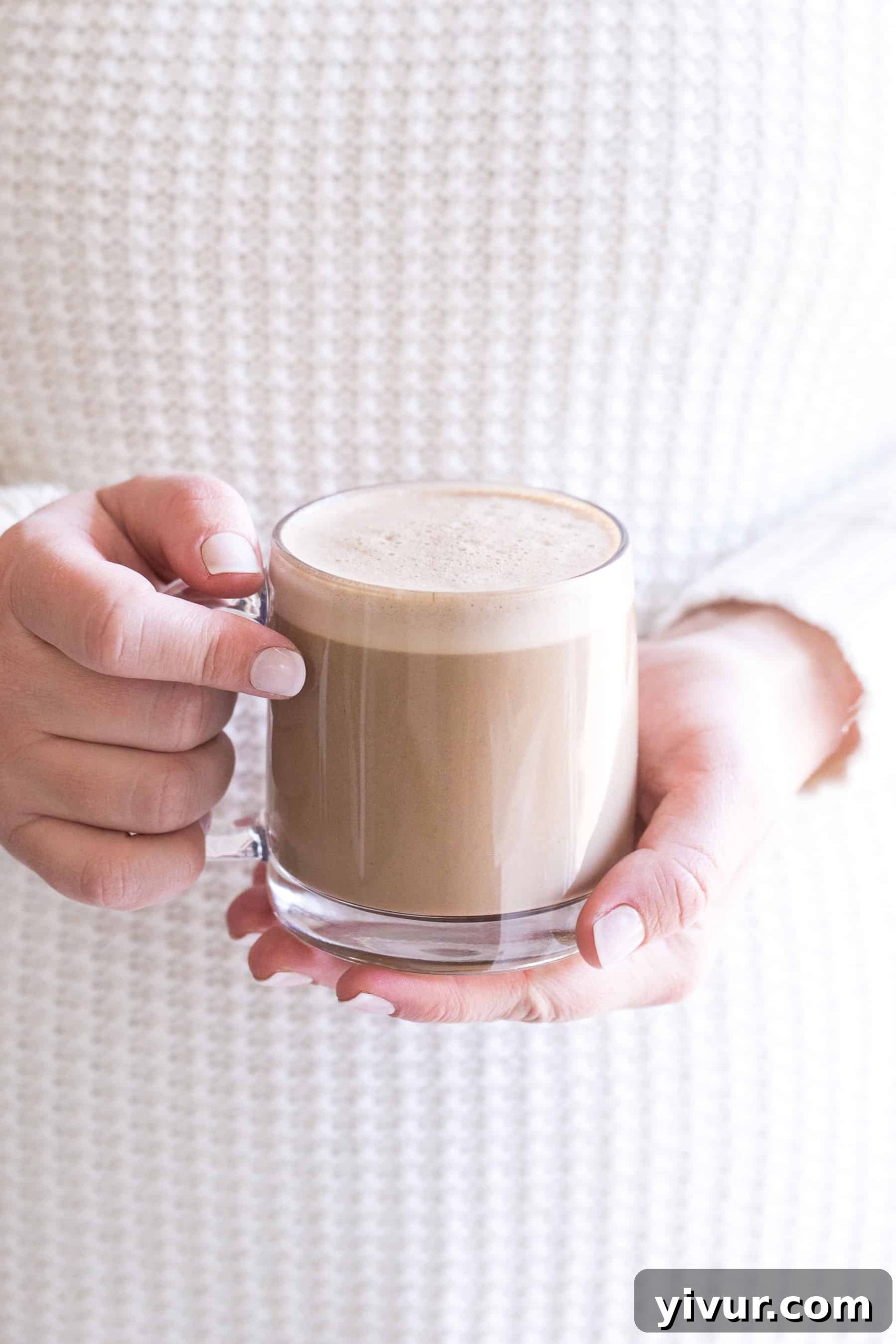 Paleo Whole30 Bulletproof Creamy Cashew Coffee for weight loss, brain function, and sustained energy. Dairy-free, gluten-free, sugar-free, keto, clean eating.