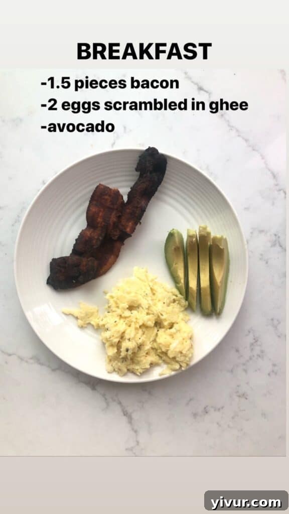 A vibrant bowl of fresh greens and protein, highlighting the clean and simple ingredients of the Whole30 and keto lifestyle.