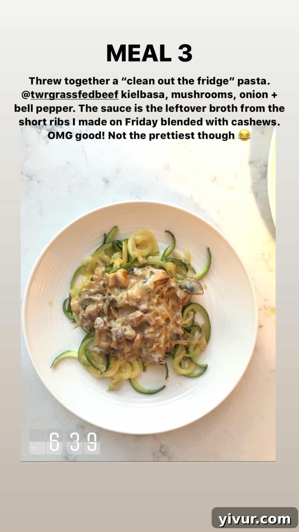 A clean keto meal featuring protein and healthy vegetables, demonstrating wholesome eating.