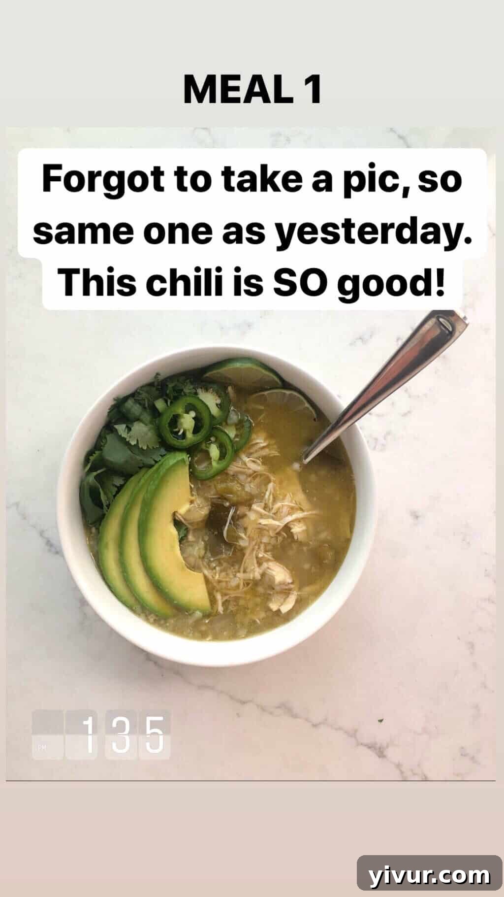 A visually appealing and compliant clean keto and Whole30 meal, highlighting fresh ingredients.